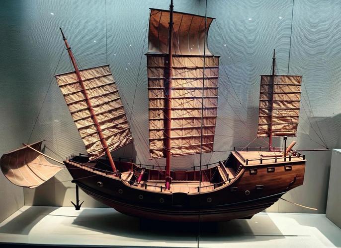 郑和宝船水密隔舱的抗沉设计（郑和宝船载重量）