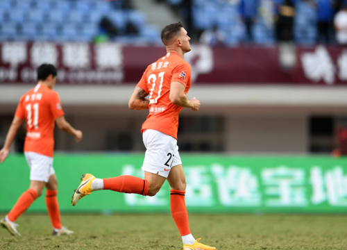 年底冲刺大戏又上演！“帮忙资金”来去之间，风向悄悄变了