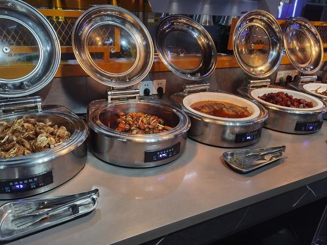 五星级自助酒店盲盒（五星级酒店自助餐需要哪些餐具）