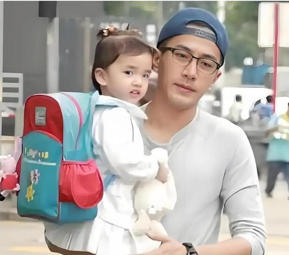 杨幂的女儿出生日期（杨幂女儿哪年出生）