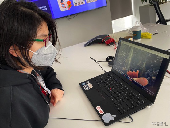 农民手机应用技能培训:数字中国的下沉市场突围(数字化手机)