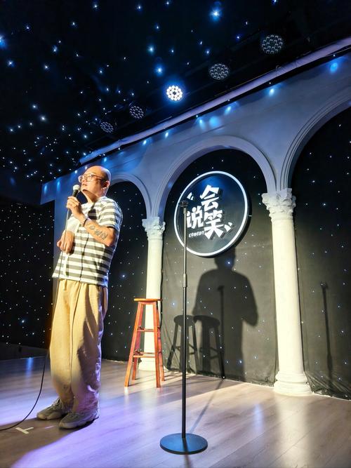 脱口秀开放麦一般多久（脱口秀演员开放麦一场多少钱）
